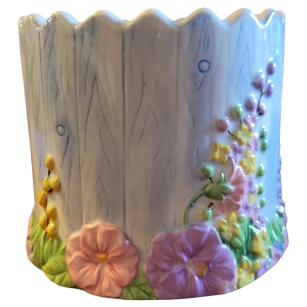 Hand Painted Dolomite Floral Ceramic Planter Spring Easter Scalloped Edge Pastel